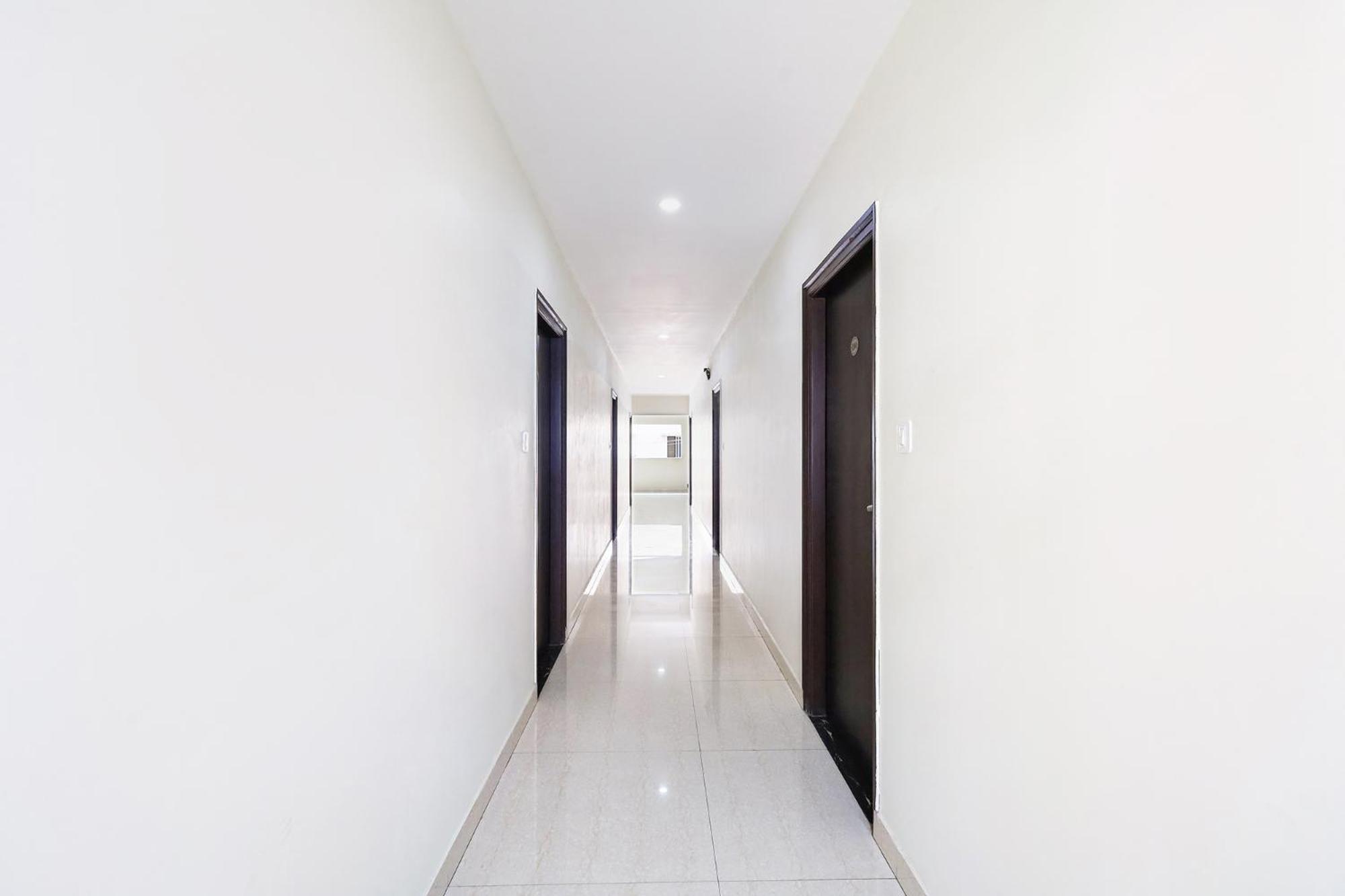 Fabhotel Karthikeya Residency - Tirupati Bus Stand - 900M Экстерьер фото