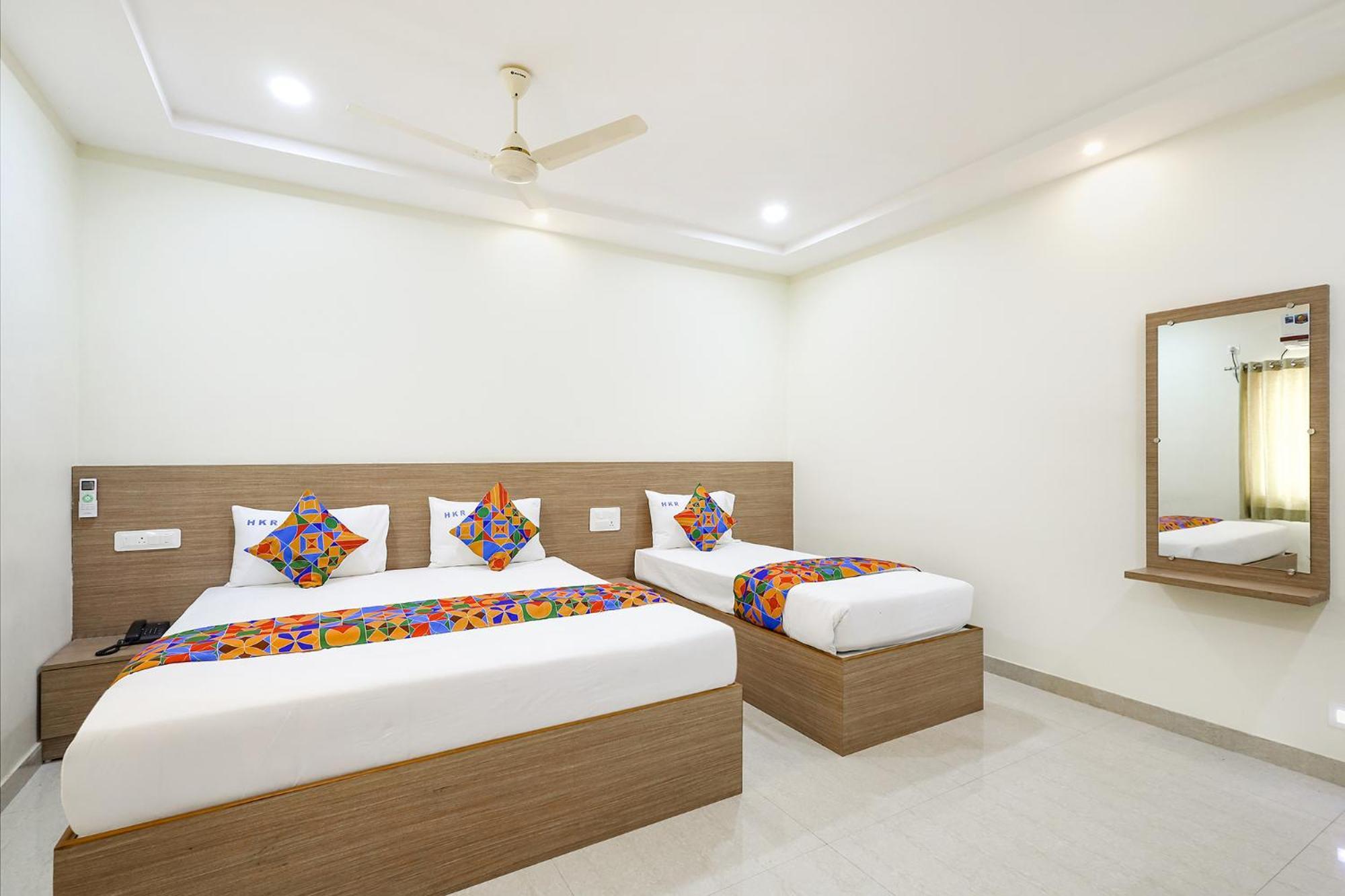 Fabhotel Karthikeya Residency - Tirupati Bus Stand - 900M Экстерьер фото